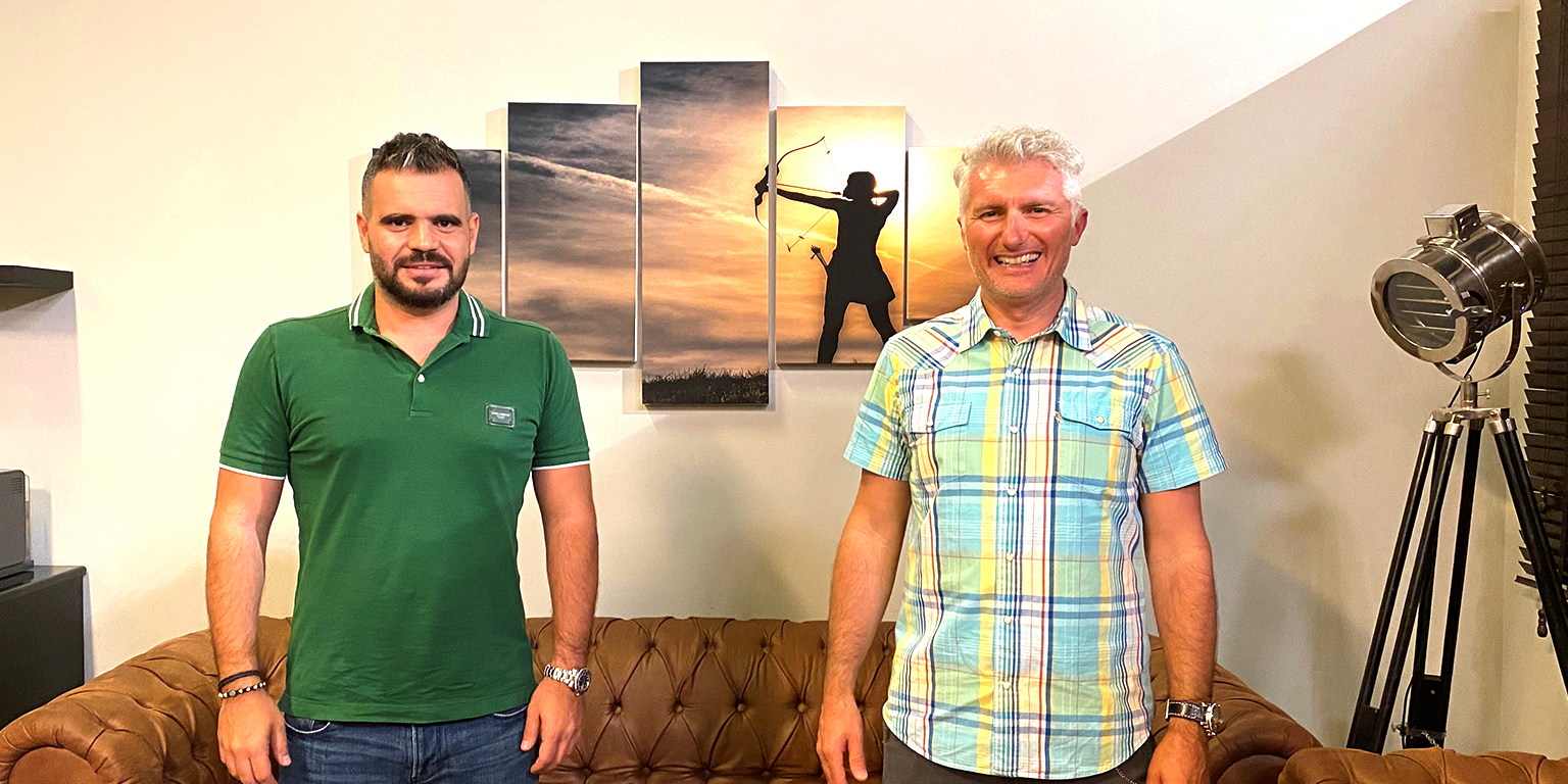 PRO LAB becomes PROLIGHTS exclusive distributor