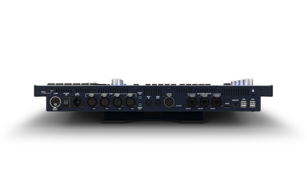 MagicQ MQ70 Compact Console 4